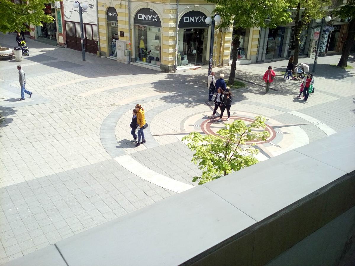 Hostel Compass Burgas ภายนอก รูปภาพ