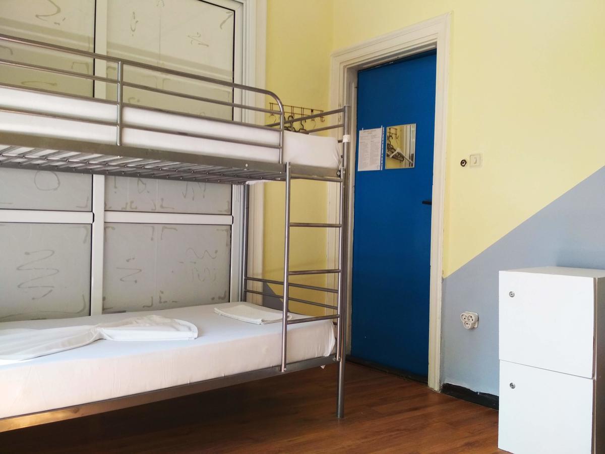 Hostel Compass Burgas ภายนอก รูปภาพ