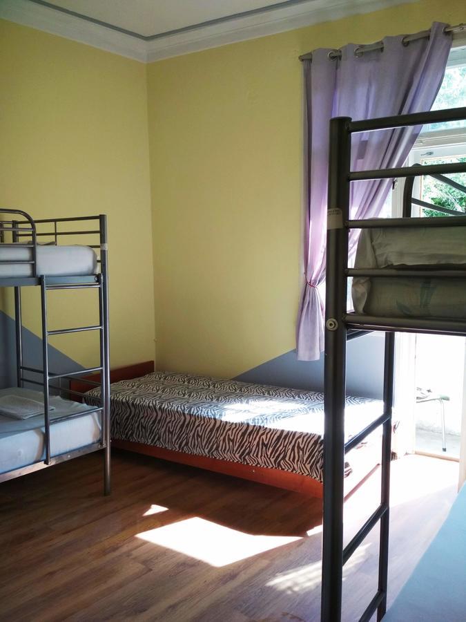 Hostel Compass Burgas ภายนอก รูปภาพ