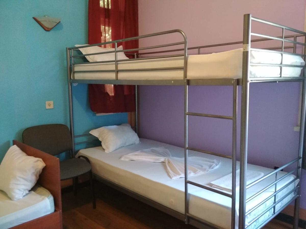 Hostel Compass Burgas ภายนอก รูปภาพ